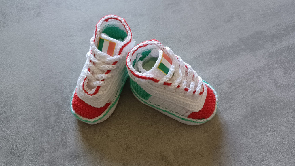 Scarpette Sneaker all'Uncinetto Italia