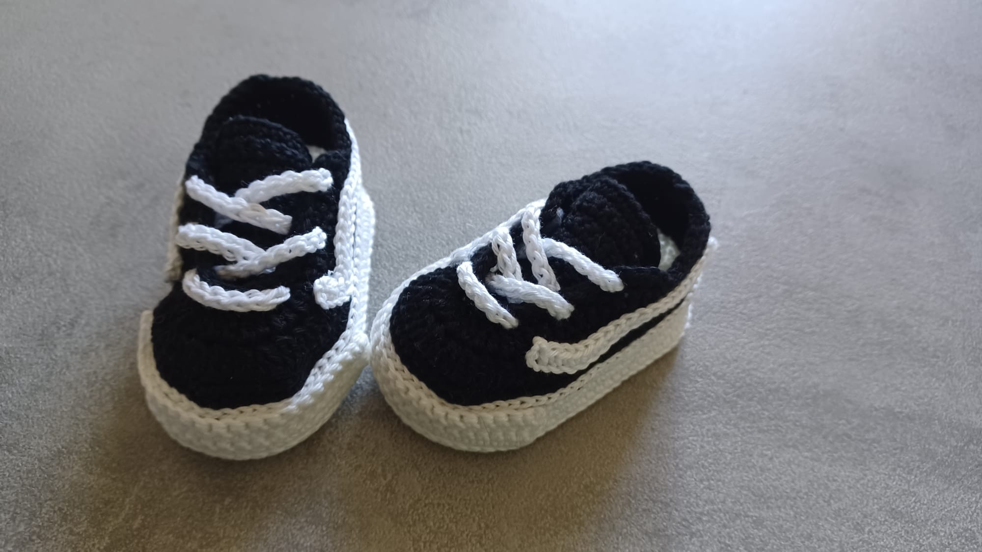 Sneakers Uncinetto Neonato Stile Vans