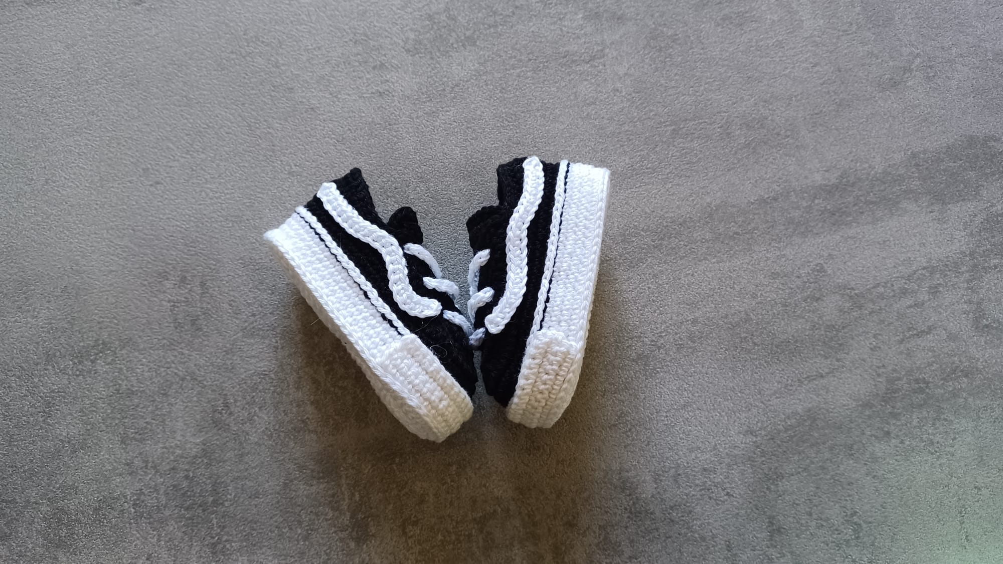 Sneakers Uncinetto Neonato Stile Vans