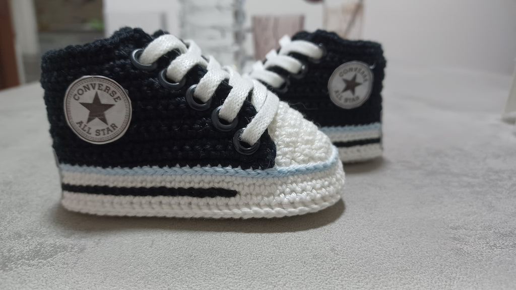 Deliziose scarpine Tipo Converse